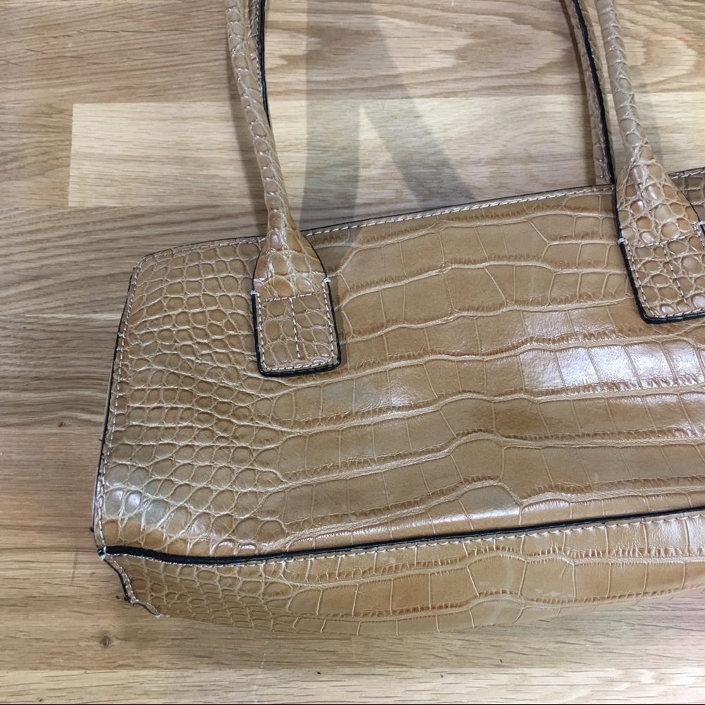 Tommy Hilfiger Cognac Croc Embossed Top Handle Shoulder Bag east/west - Picture 3 of 8